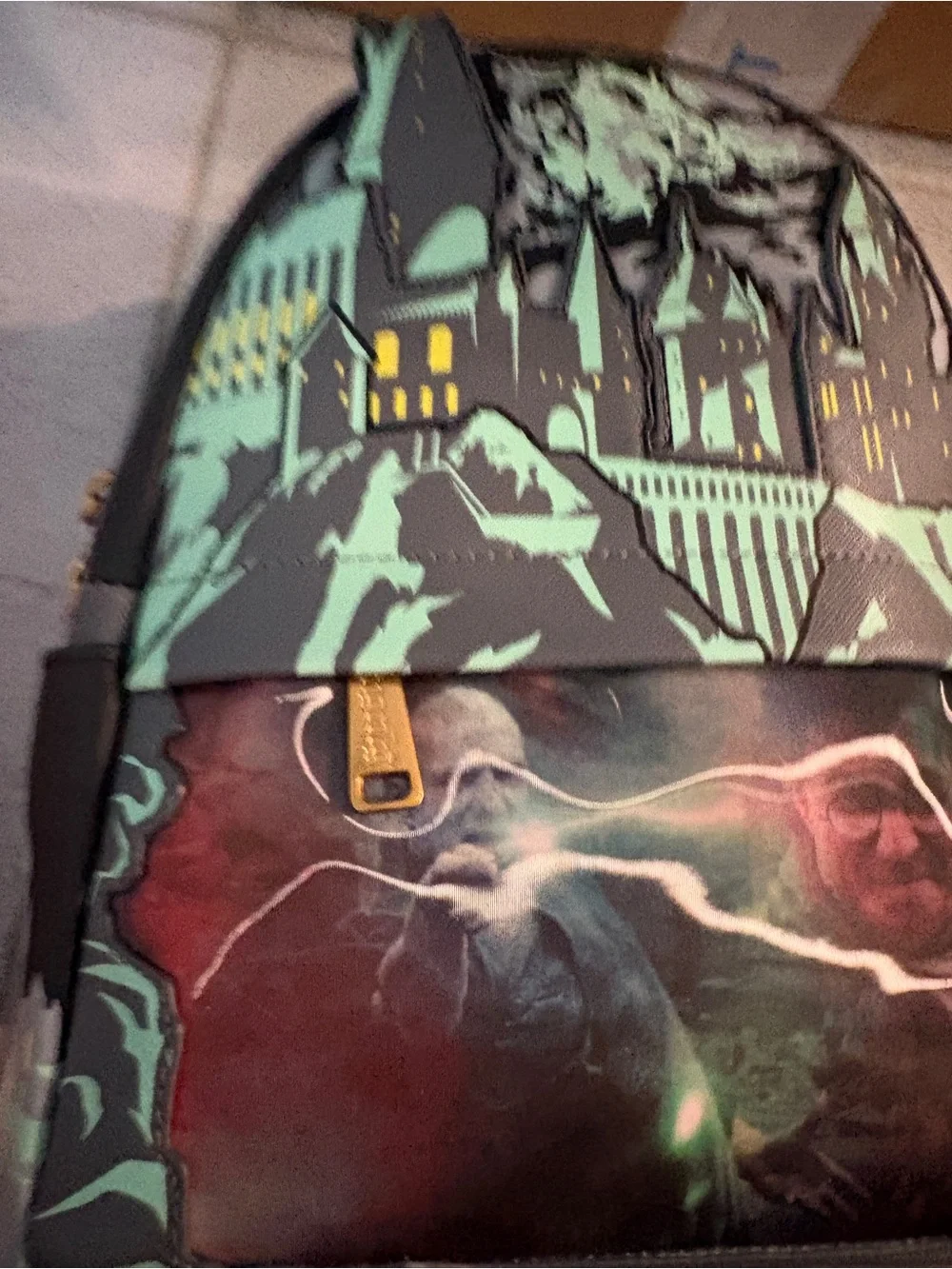 Harry Potter Loungefly. The final battle. Glow in the dark